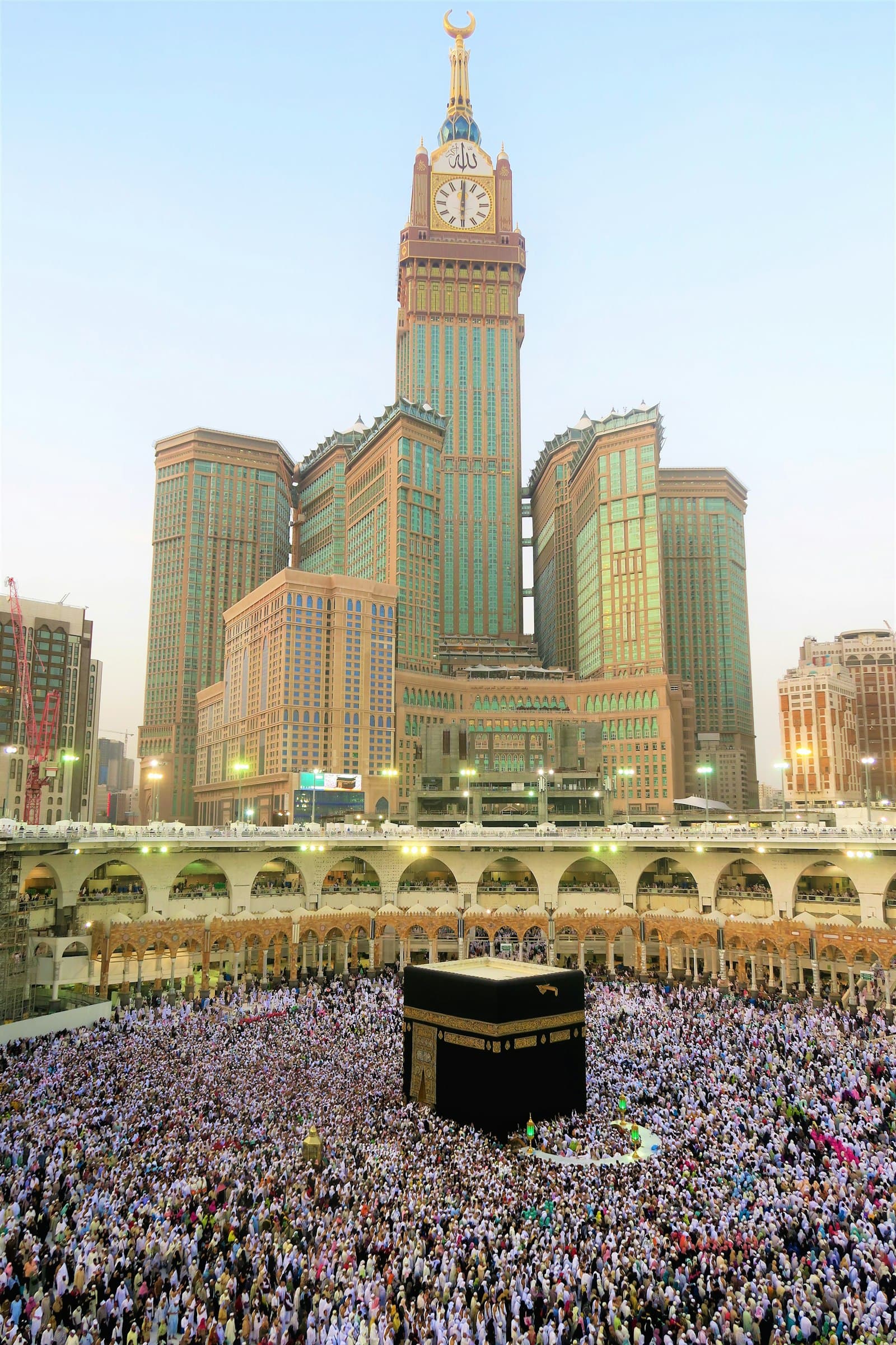 Kaaba and pilgrims in Makkah