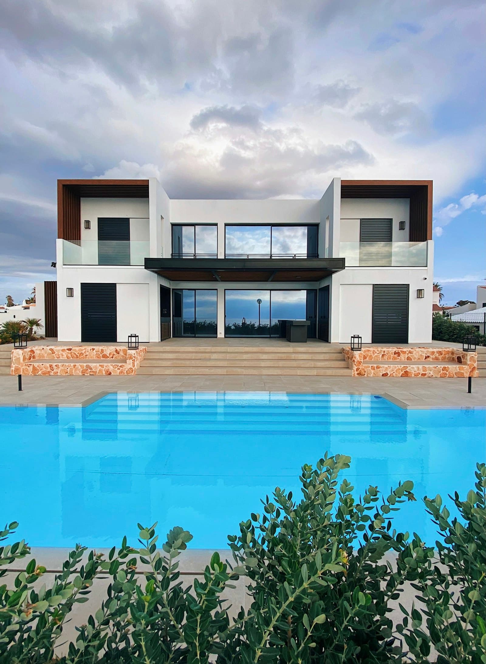 Luxury Travel on a Budget: How to Get Premium Experiences Without Overpaying
